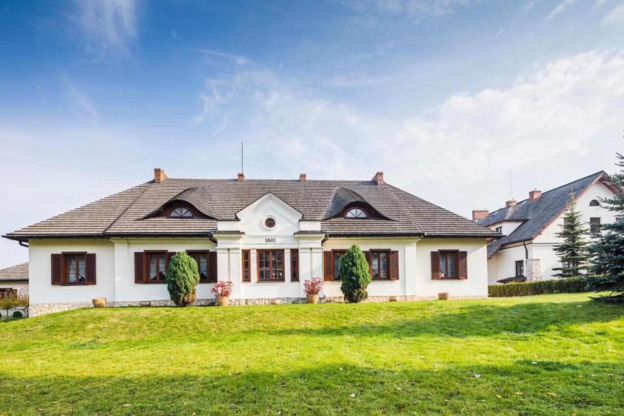 Hotel Sarmata Zespół Dworski Sandomierz Exterior foto